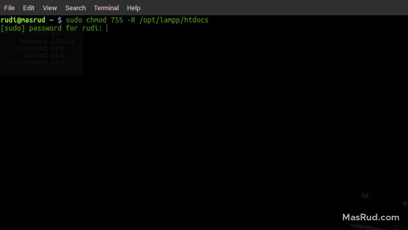 Tampilan terminal linux yang berisi perintah untuk mengubah hak akses folder htdcos